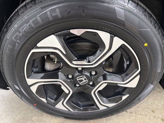 Used 2017 Honda CR-V Touring image 14
