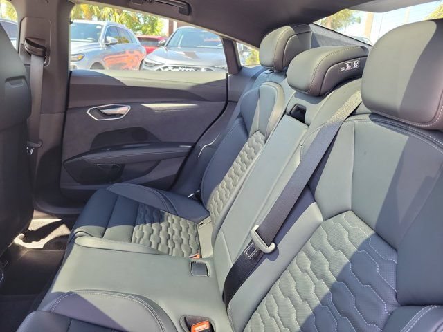 New 2026 Audi S e-tron GT Premium Plus AWD/4WD image 9