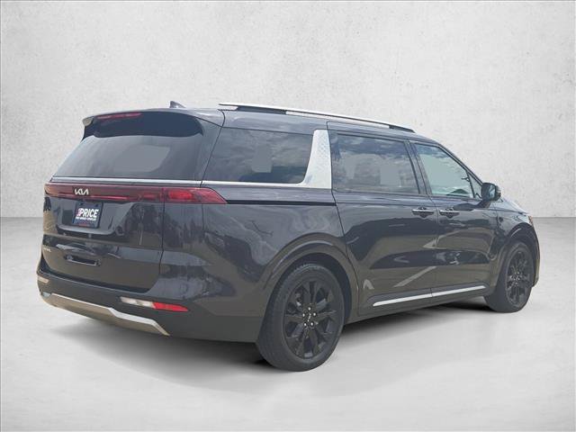 Used 2023 Kia Carnival SX FWD image 5