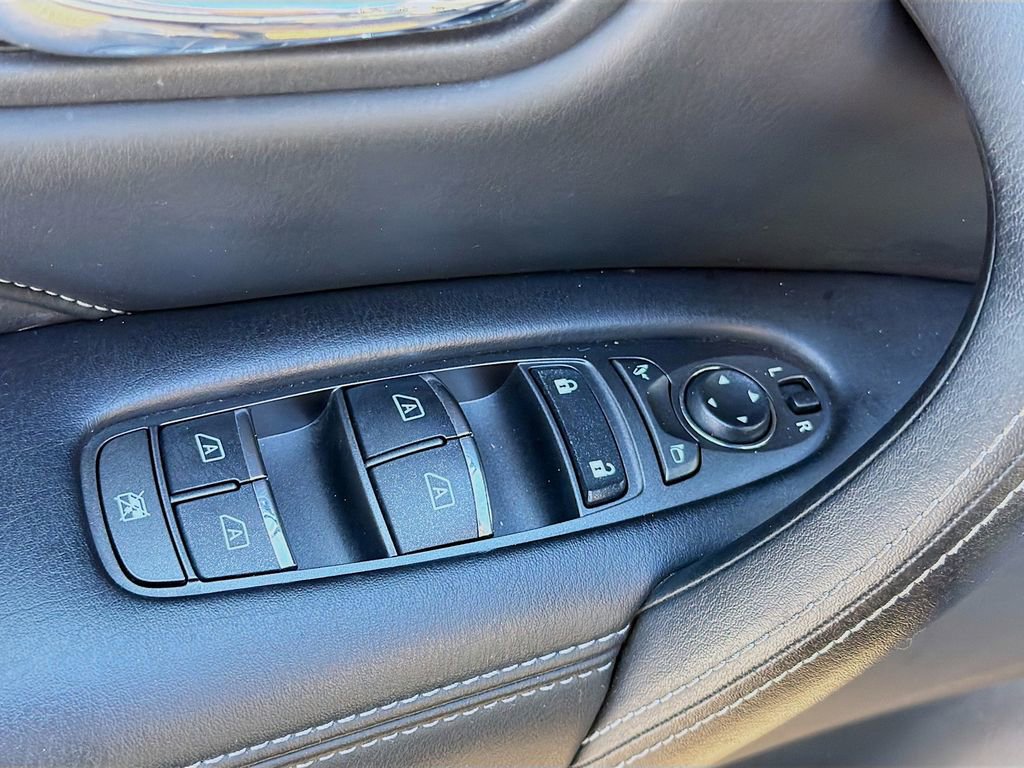 Used 2023 INFINITI QX80 Luxe w/ Cargo Package image 26