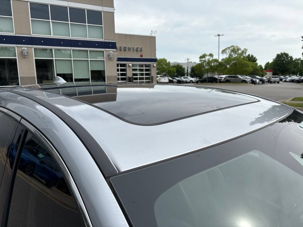 Used 2023 Acura RDX AWD w/ Advance Package image 6