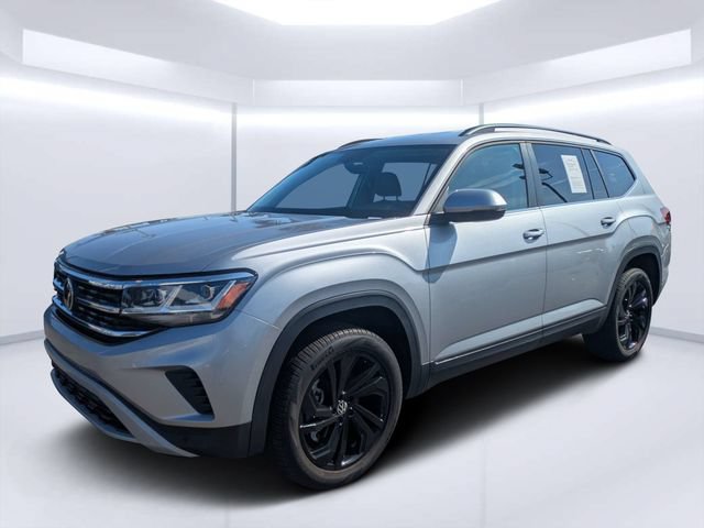 Used 2023 Volkswagen Atlas SE w/ Black Wheel Package FWD image 7