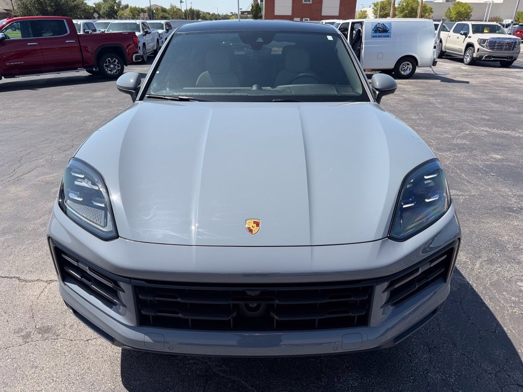 Used 2024 Porsche Cayenne Coupe AWD/4WD image 8