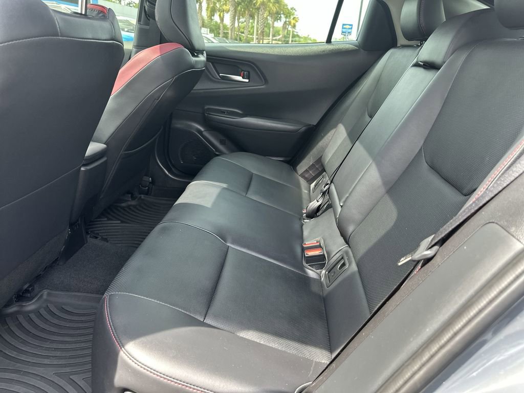 Used 2025 Toyota Prius Plug-In Hybrid FWD image 20