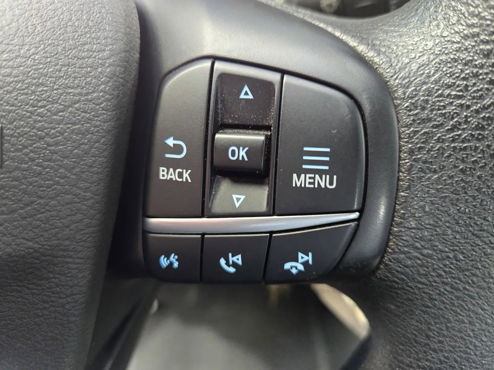 Used 2023 Ford E-Transit Low Roof image 15