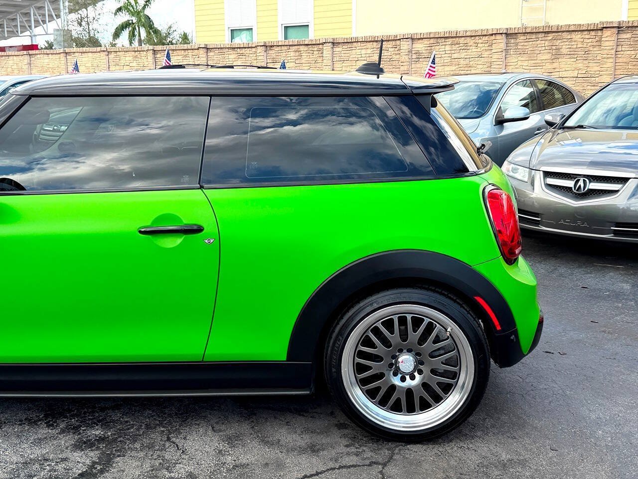 Used 2019 MINI Cooper S FWD image 9