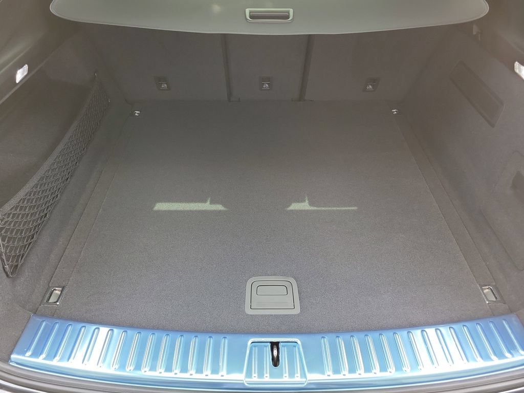 New 2026 Porsche Cayenne AWD/4WD image 17