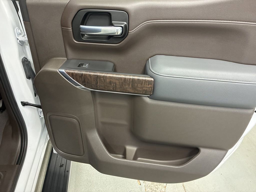 Used 2021 GMC Sierra 1500 Denali w/ Denali Ultimate Package image 12