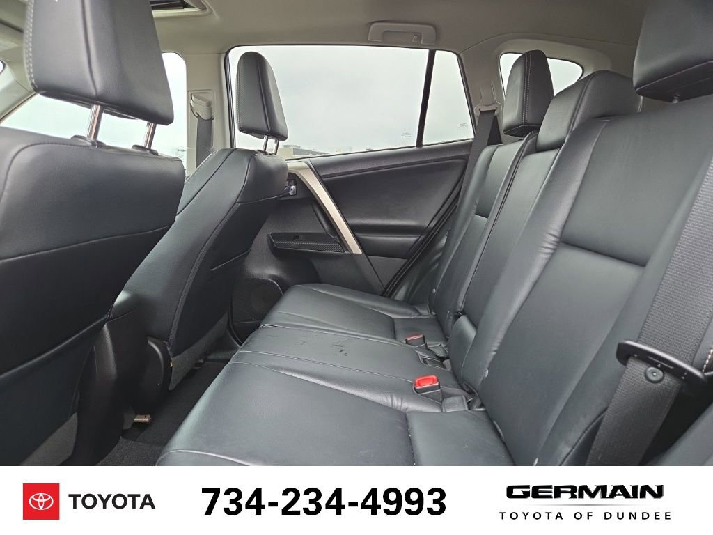 Used 2015 Toyota RAV4 Limited image 18