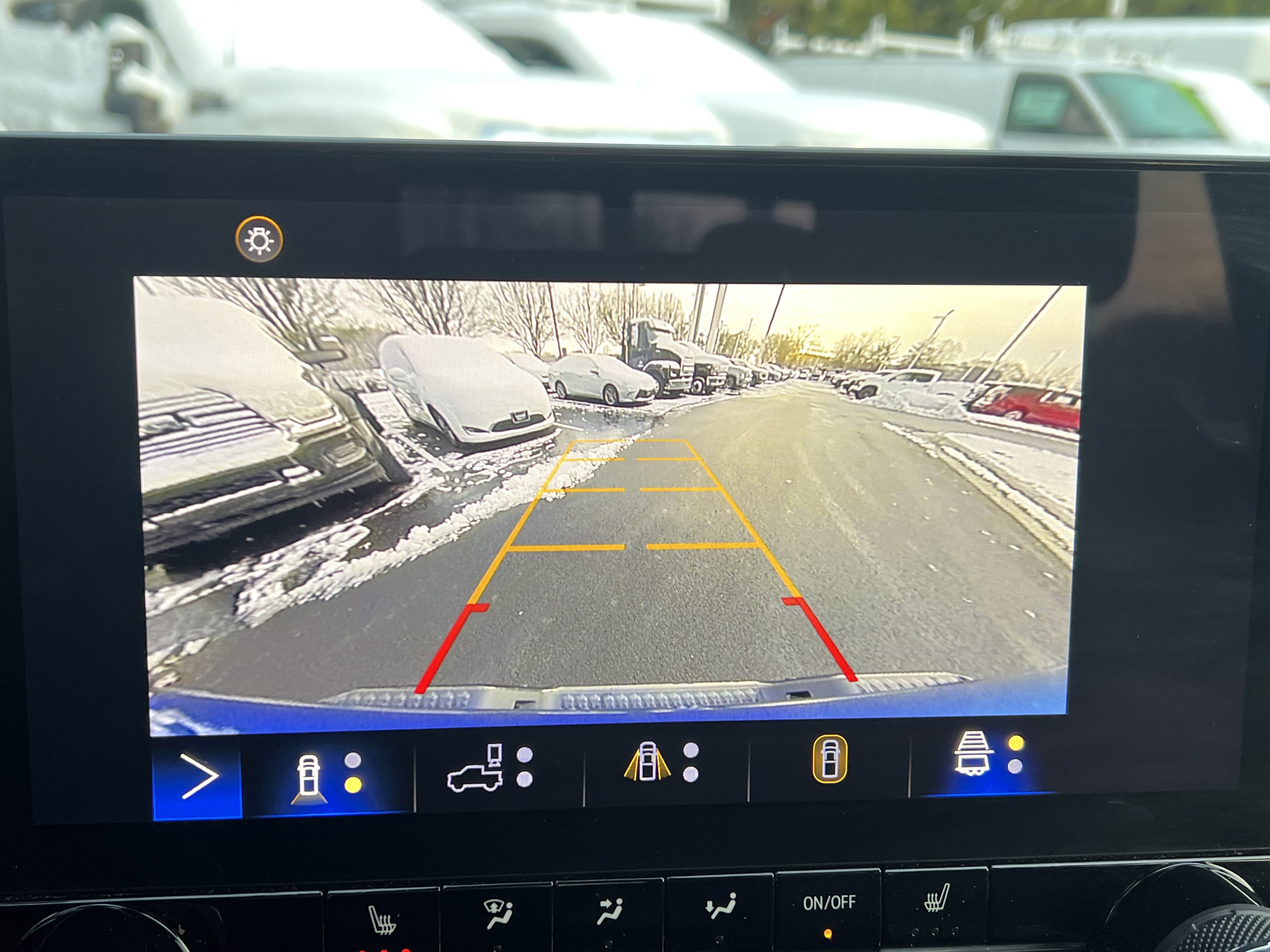 Certified 2024 Chevrolet Colorado Z71 w/ Z71 Convenience Package 2 image 25