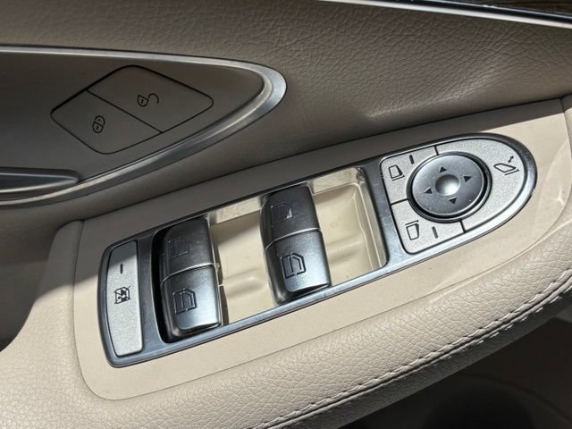 Certified 2019 Mercedes-Benz C 300 4MATIC Sedan image 30