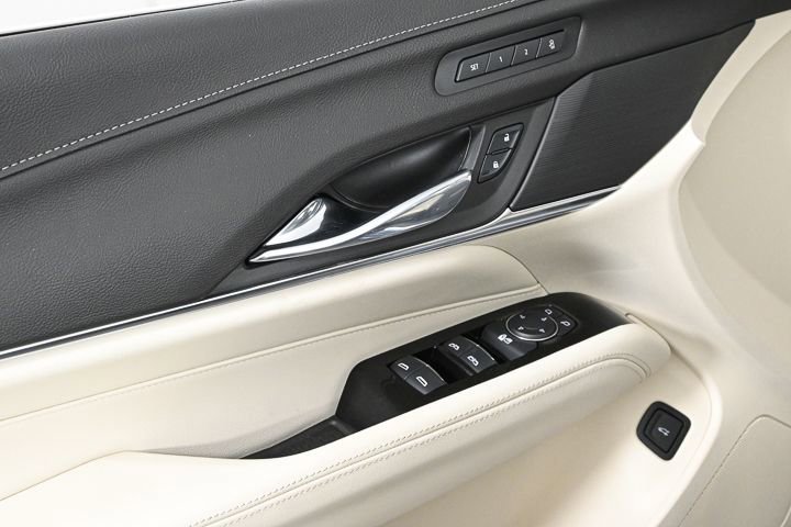 New 2025 Cadillac CT4 Premium Luxury image 4