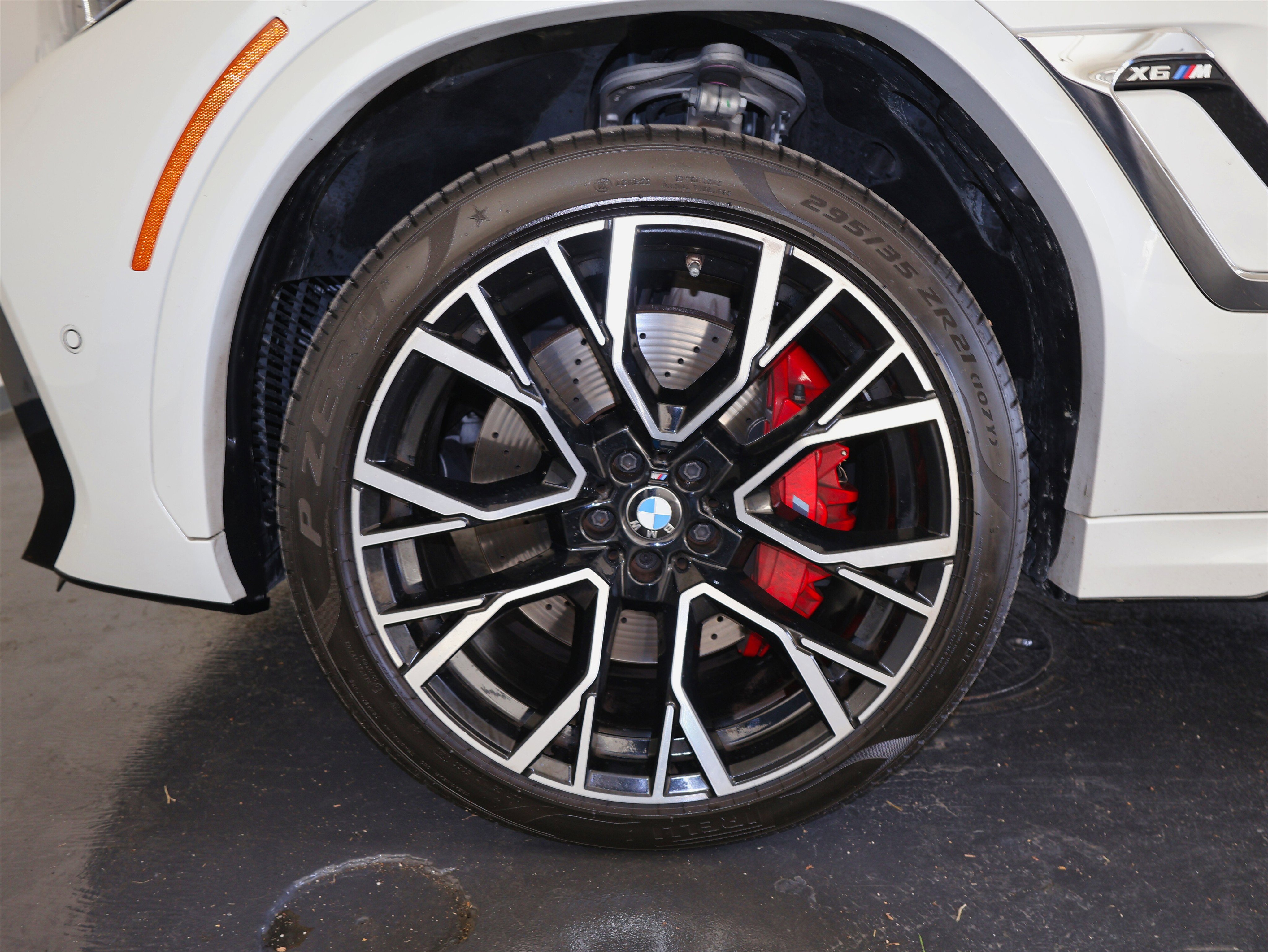 Used 2021 BMW X6 M w/ Executive Package image 56