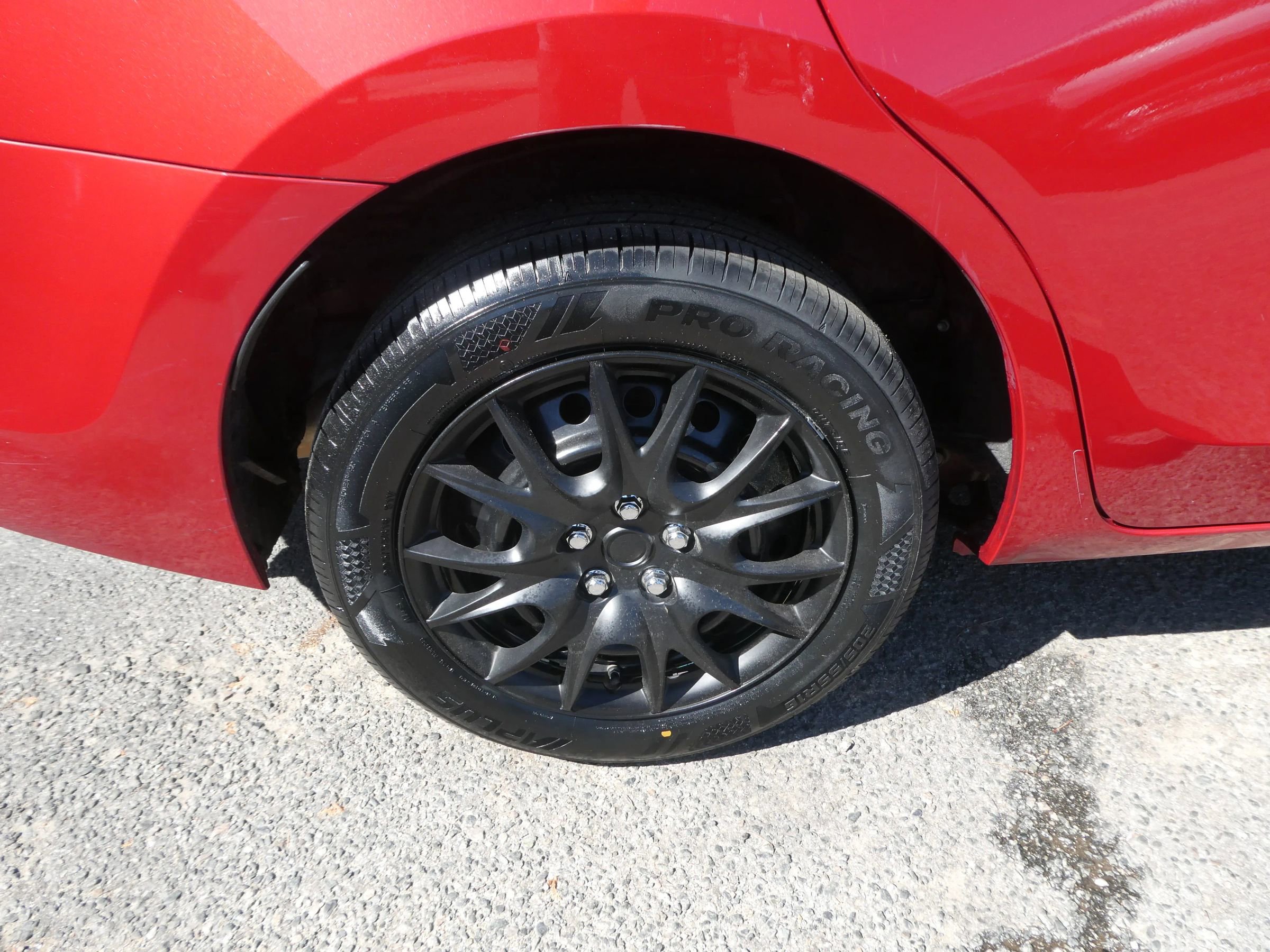 Used 2017 Toyota Corolla LE FWD image 30