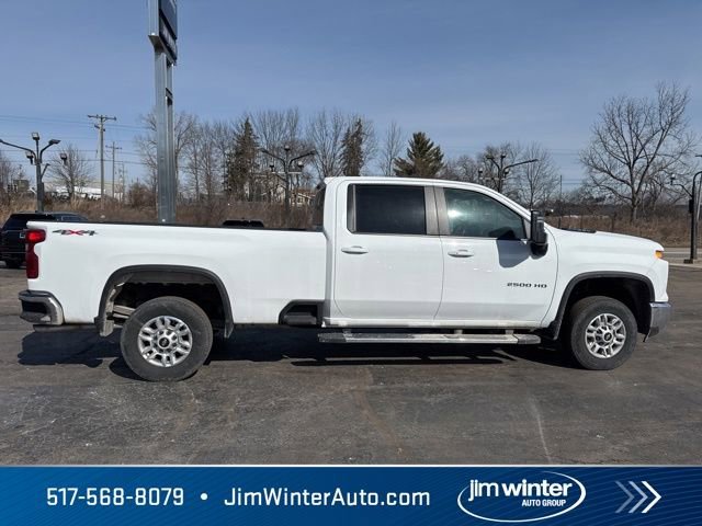 Used 2025 Chevrolet Silverado 2500 LT w/ Convenience Package image 11