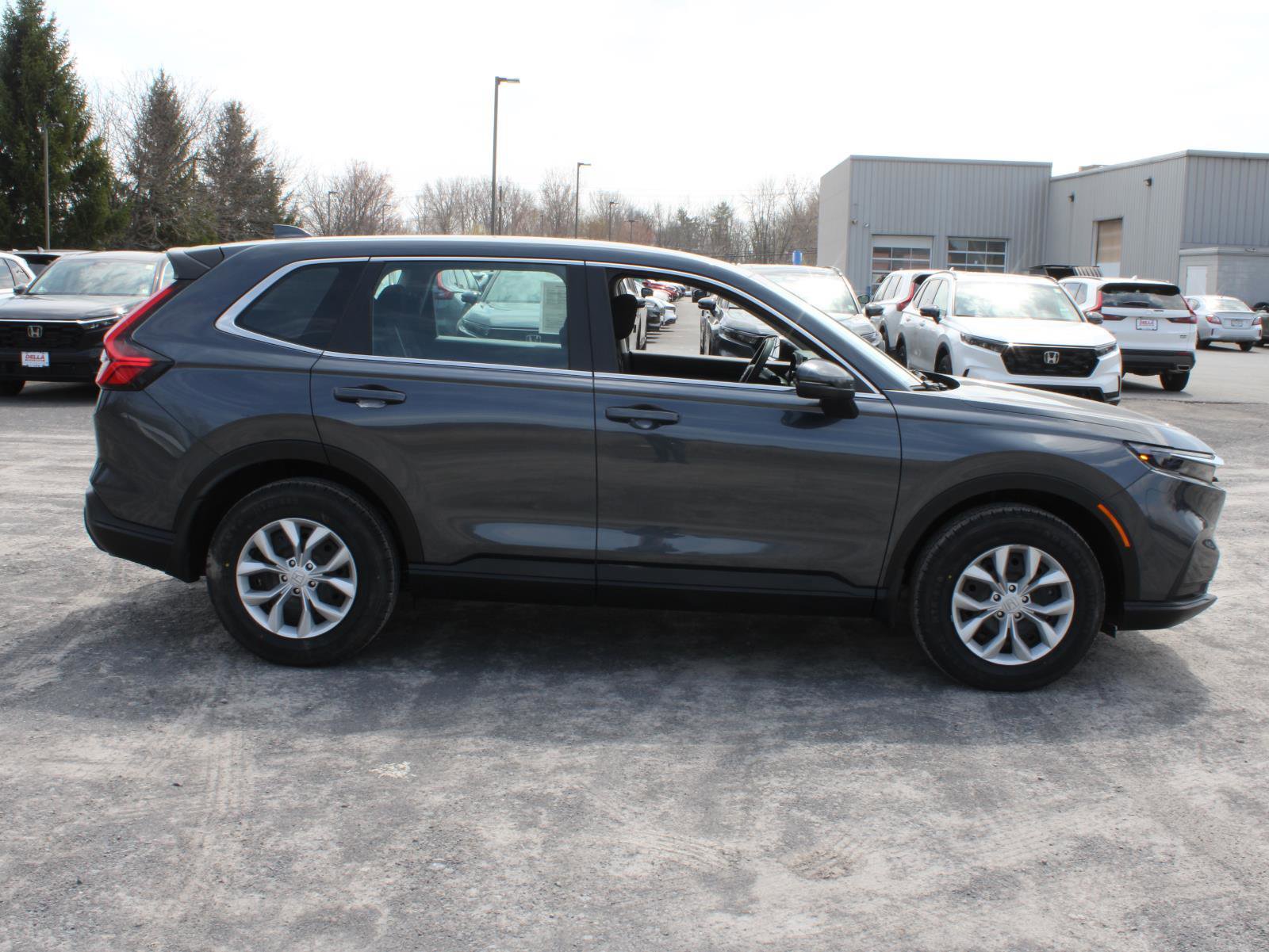 Used 2024 Honda CR-V LX image 4