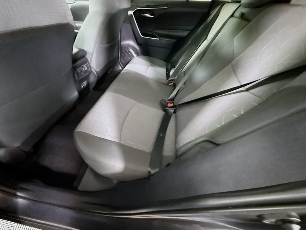 Certified 2020 Toyota RAV4 XLE w/ Convenience Package AWD/4WD image 28