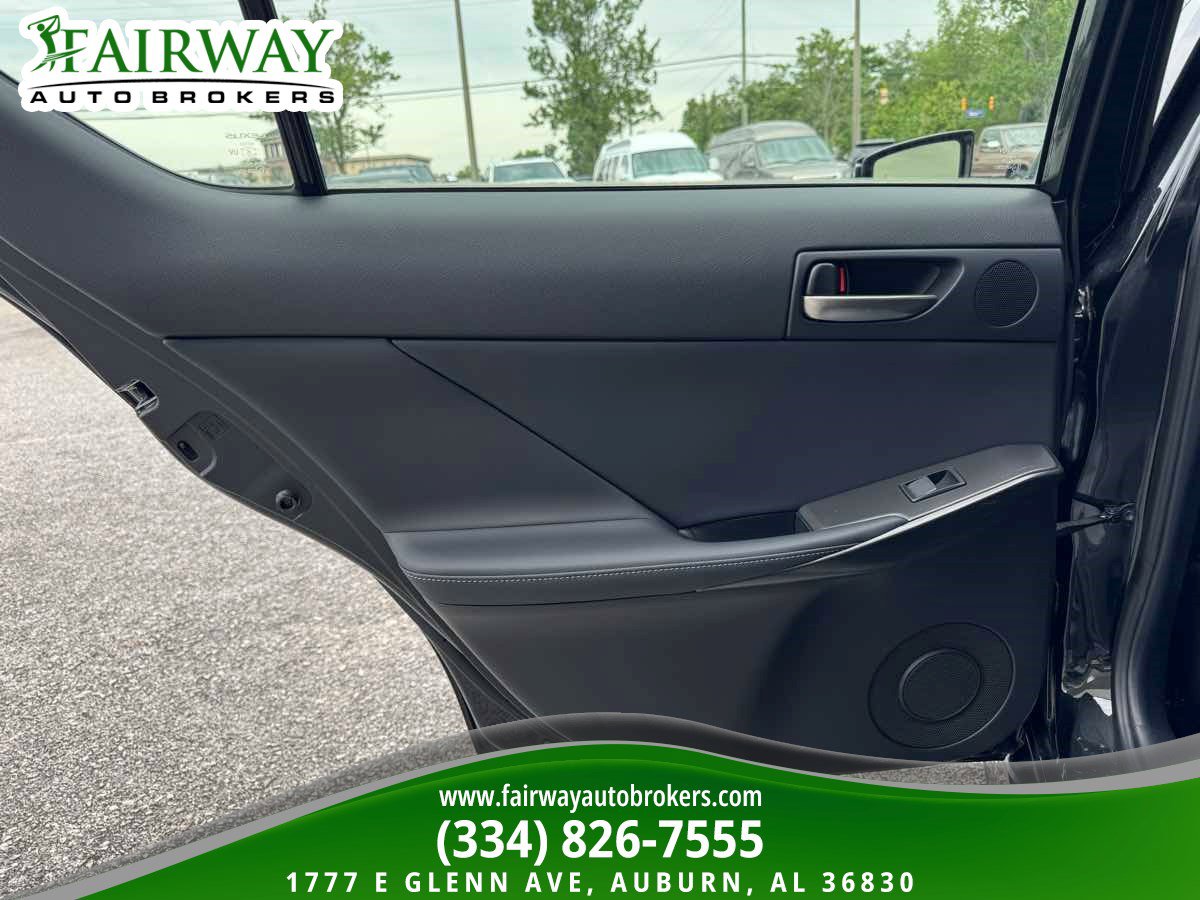 Used 2022 Lexus IS 350 F Sport RWD image 29
