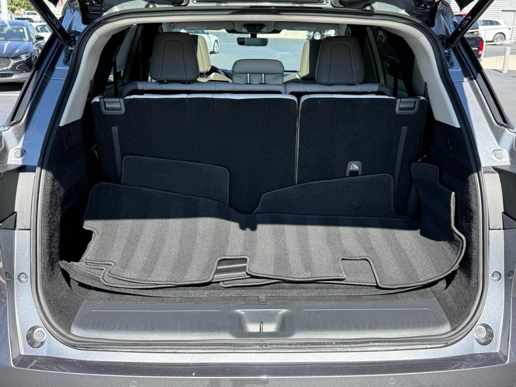 Used 2026 INFINITI QX60 Luxe w/ Cargo Package AWD/4WD image 4