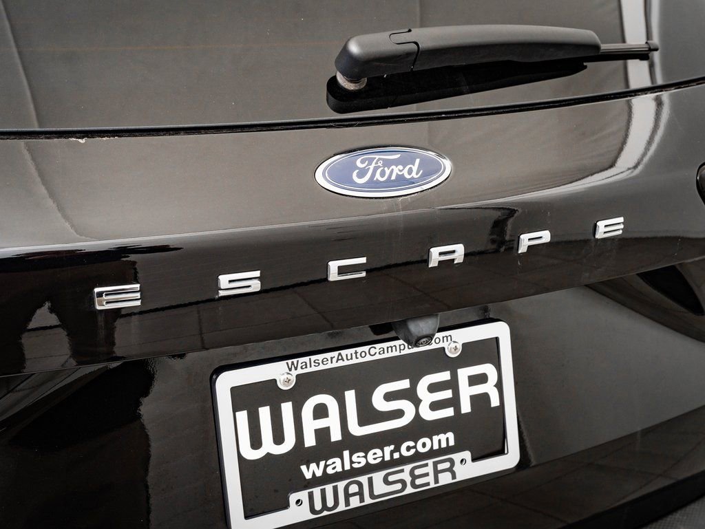 Used 2024 Ford Escape SE image 9