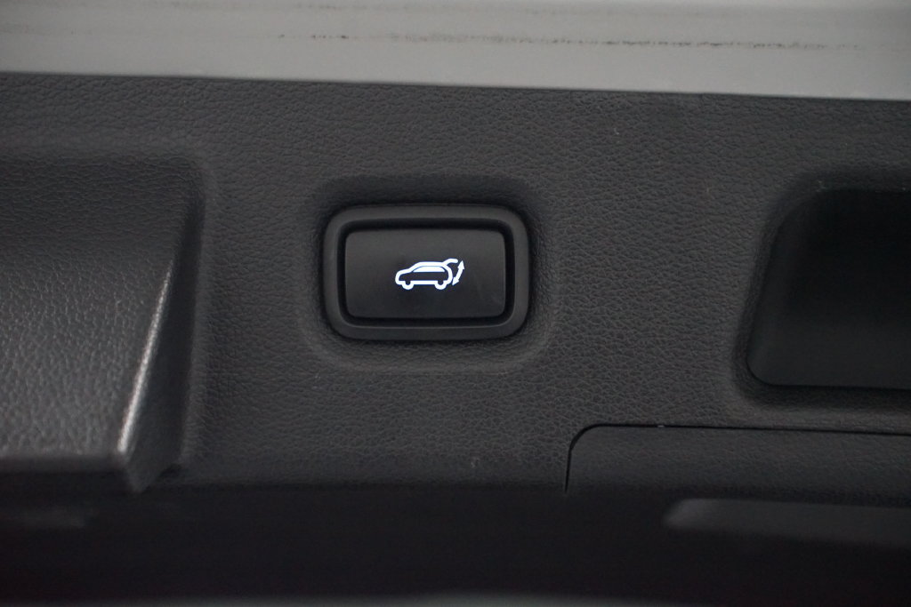 Used 2023 Hyundai Santa Fe SEL w/ Premium Package AWD/4WD image 34