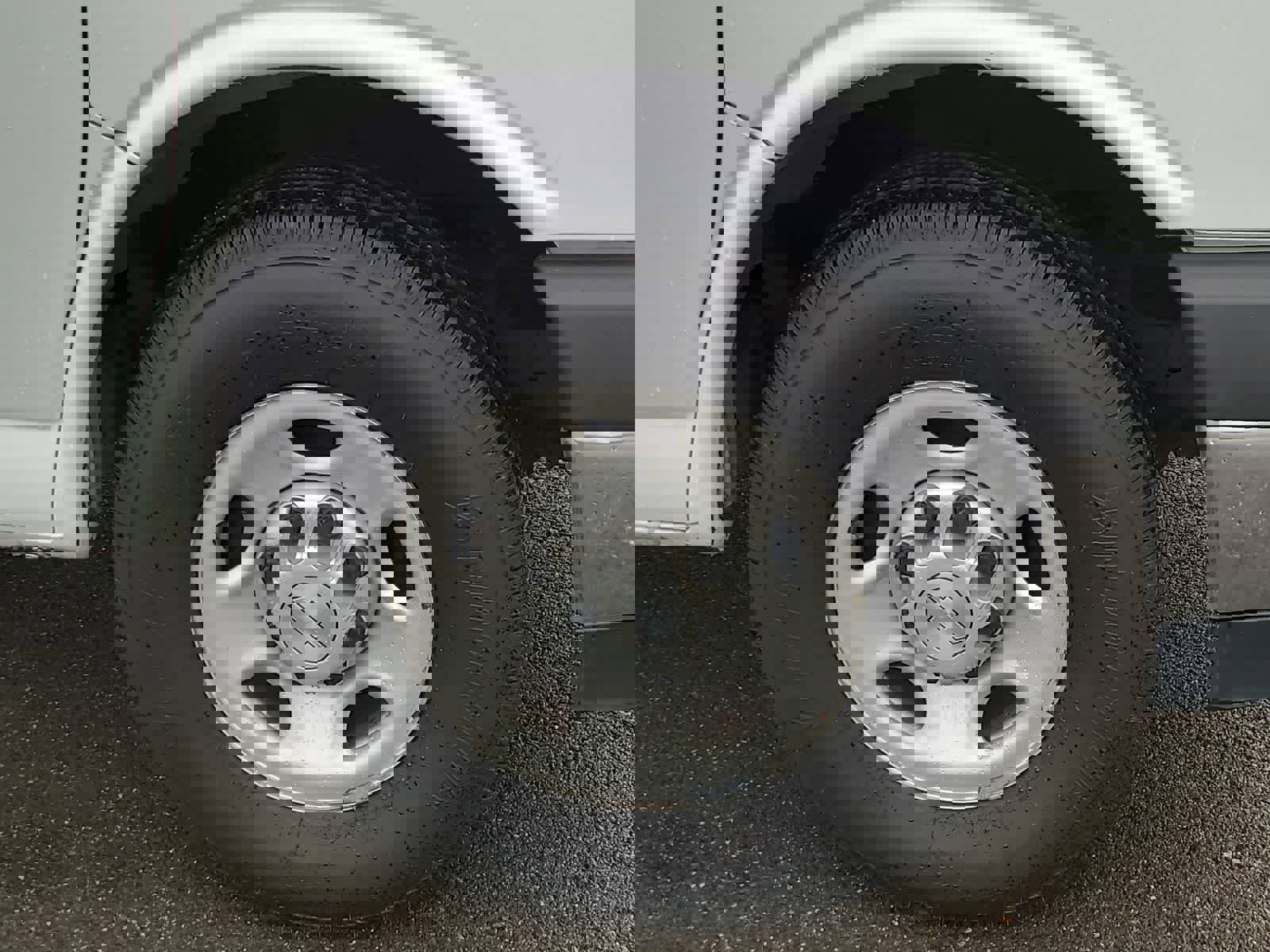 Used 2019 Chevrolet Express 3500 Work Van w/ Power Convenience Package image 16