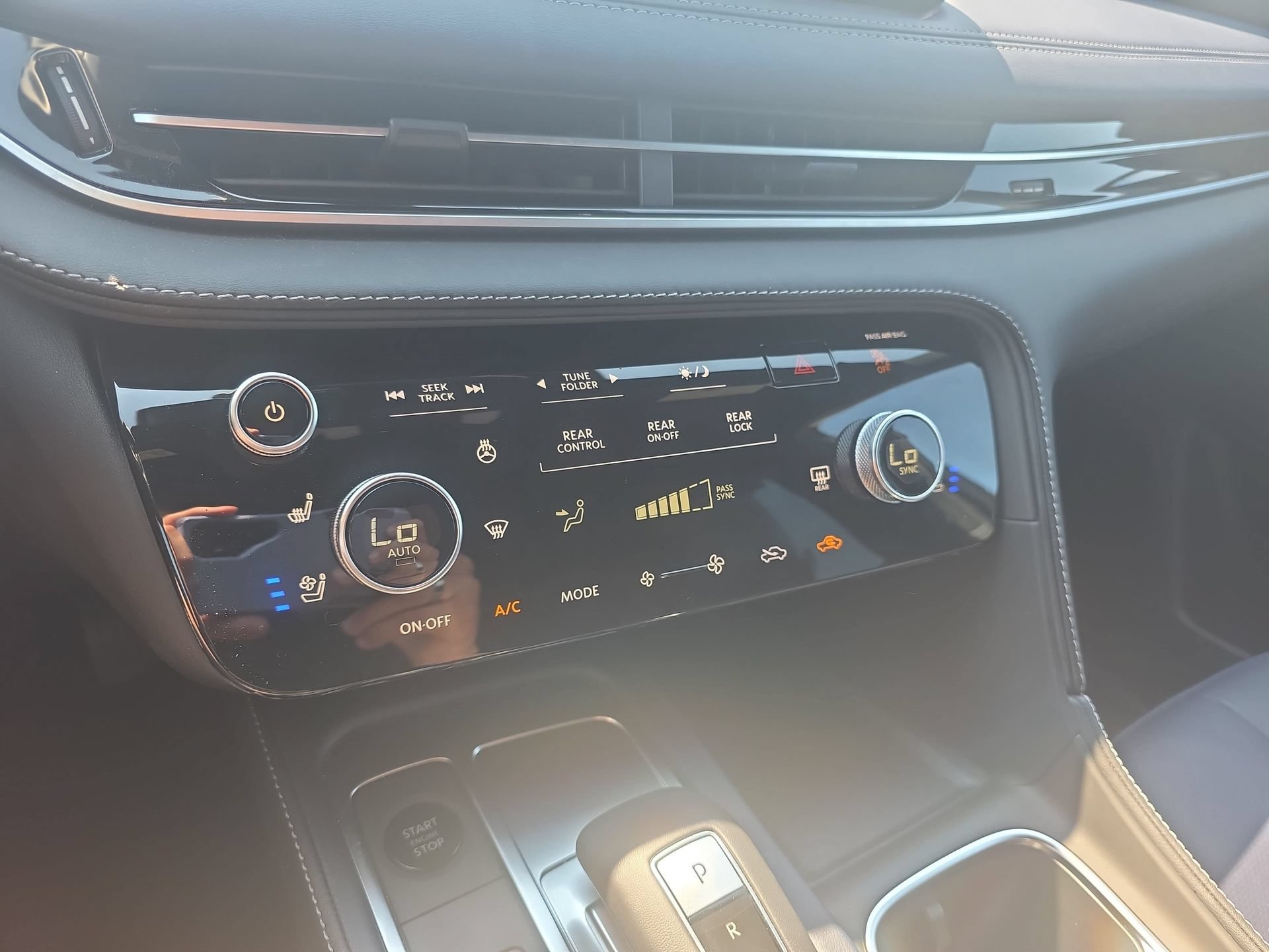 Certified 2026 INFINITI QX60 Sport AWD/4WD image 24