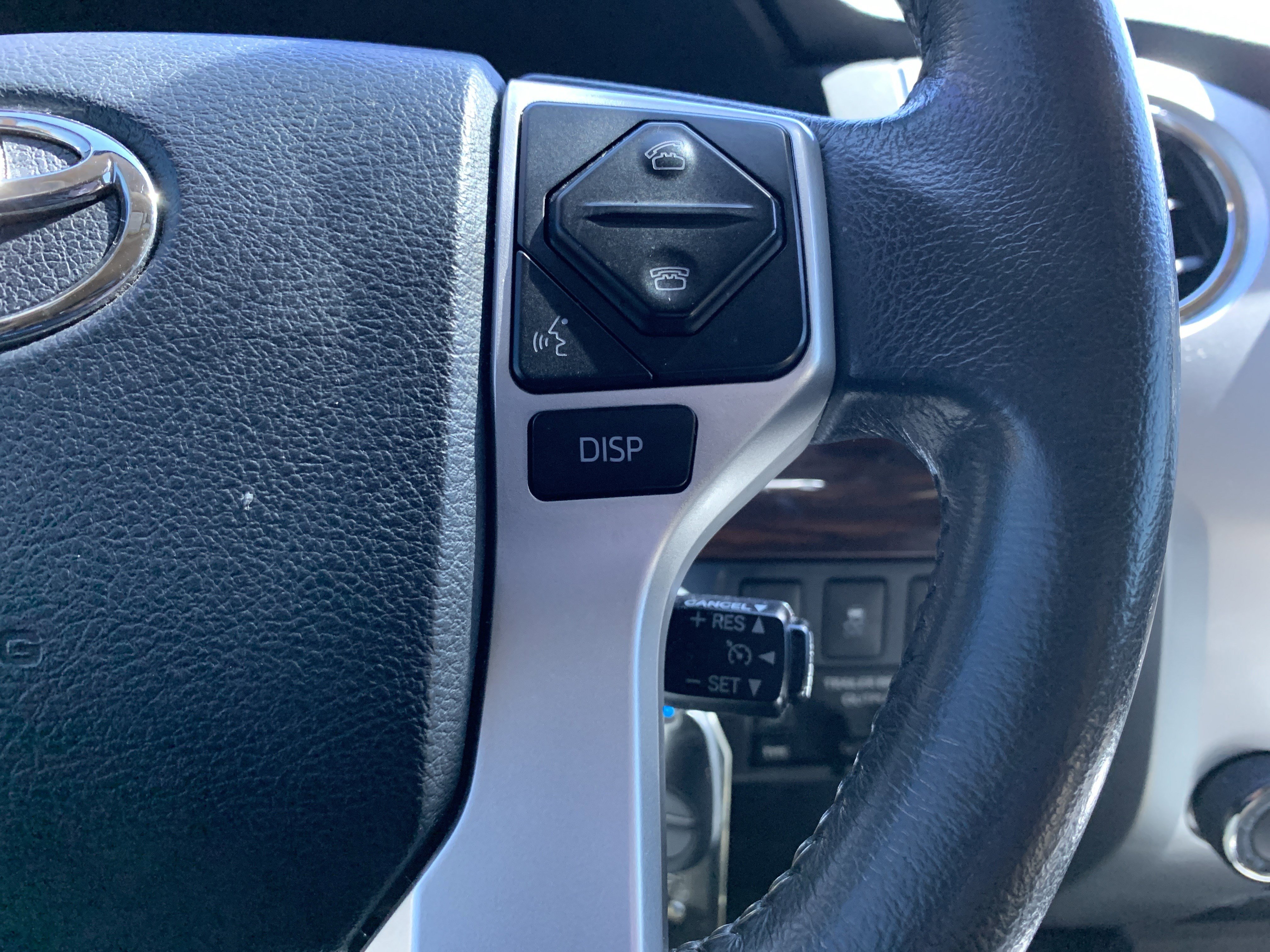 Used 2017 Toyota Tundra Limited w/ Limited Premium Package image 20