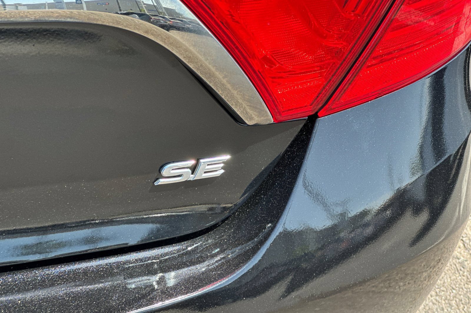 Used 2017 Toyota Camry SE FWD image 25