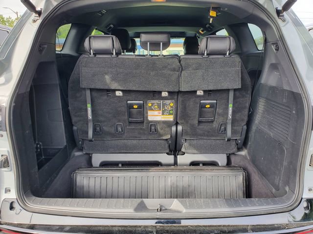 Used 2023 Toyota Sienna XSE w/ XSE Plus Package AWD/4WD image 8