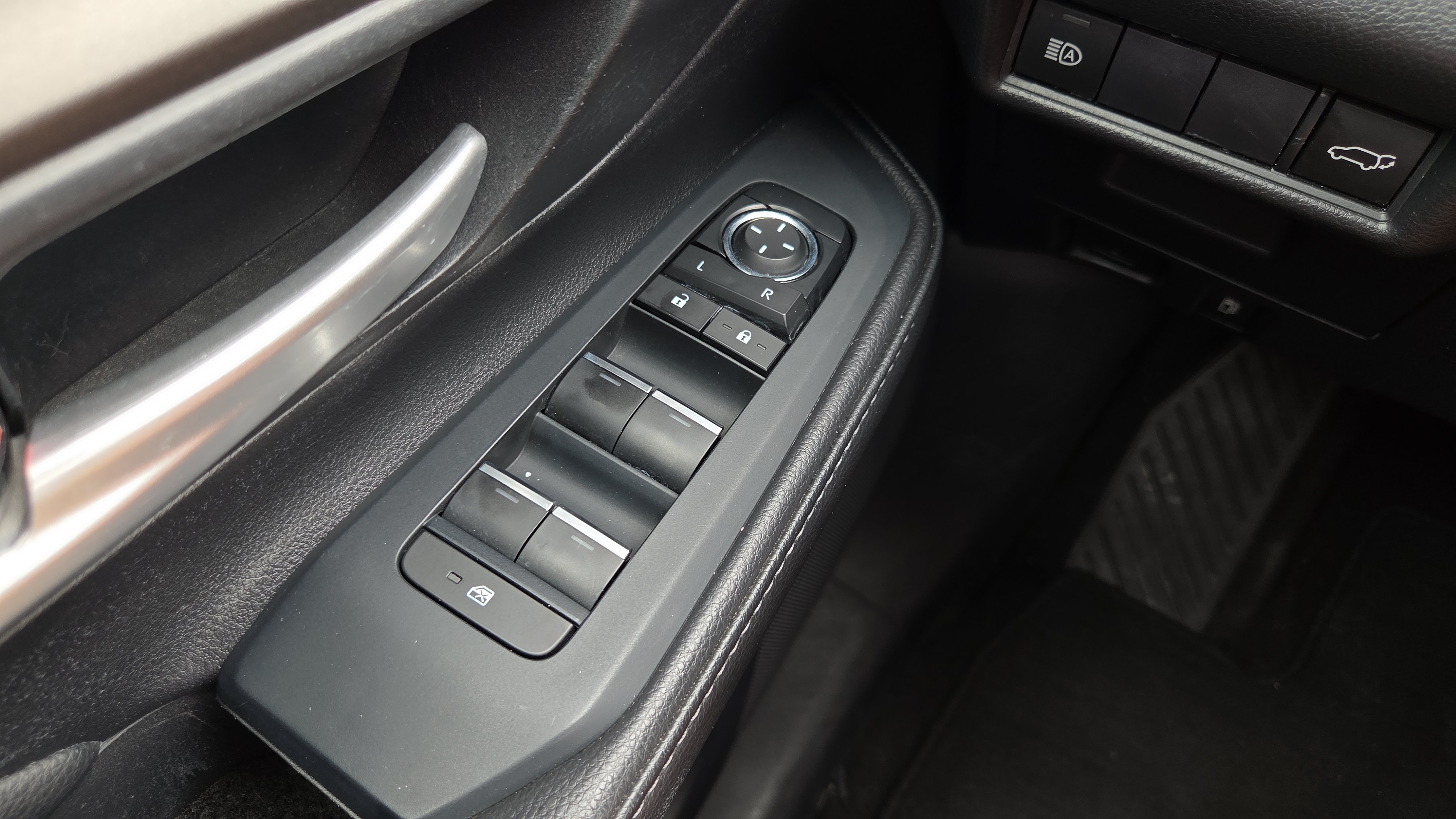 Certified 2024 Toyota Grand Highlander FWD image 20