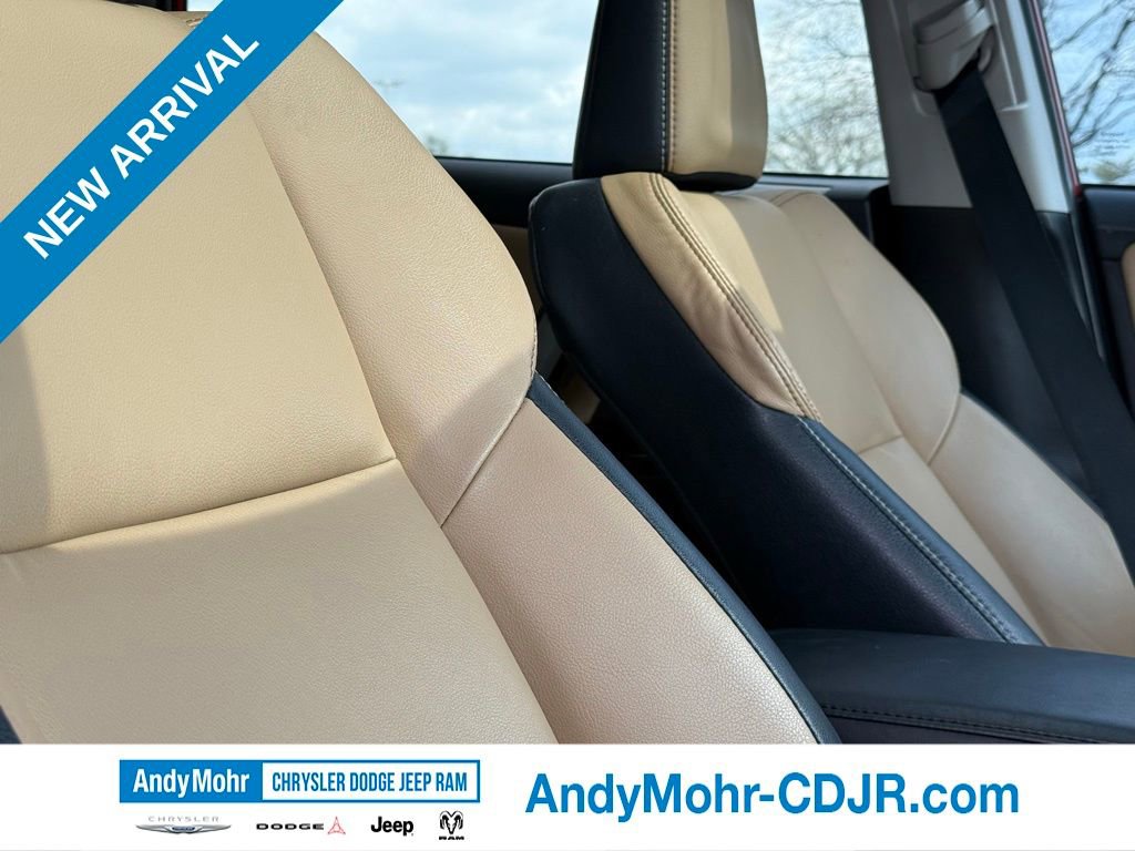 Used 2017 Toyota RAV4 Limited image 29