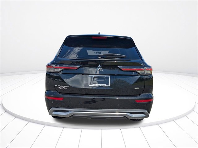 New 2025 Mitsubishi Outlander SEL image 4
