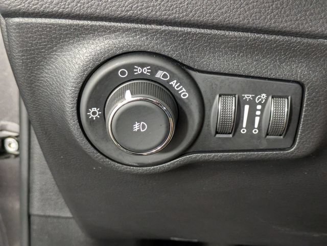 Used 2019 Jeep Compass Latitude AWD/4WD image 15