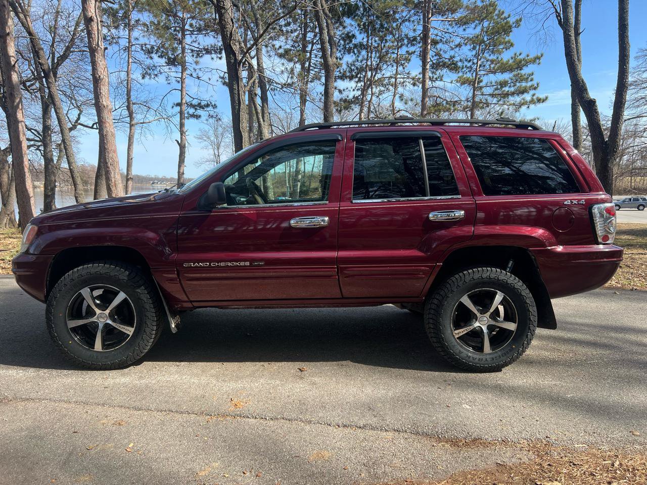 Used 2001 Jeep Grand Cherokee Limited AWD/4WD image 1