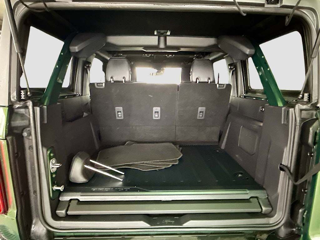 Used 2024 Ford Bronco Everglades image 13