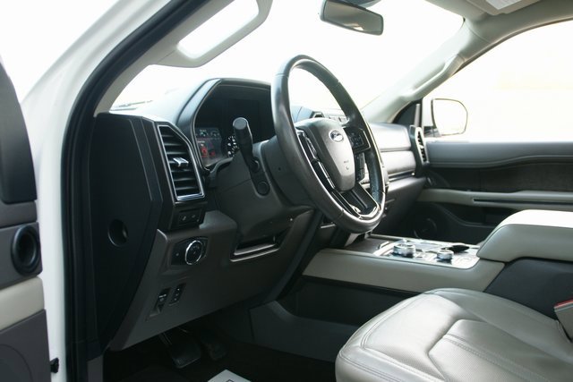 Used 2021 Ford Expedition Max Limited image 15