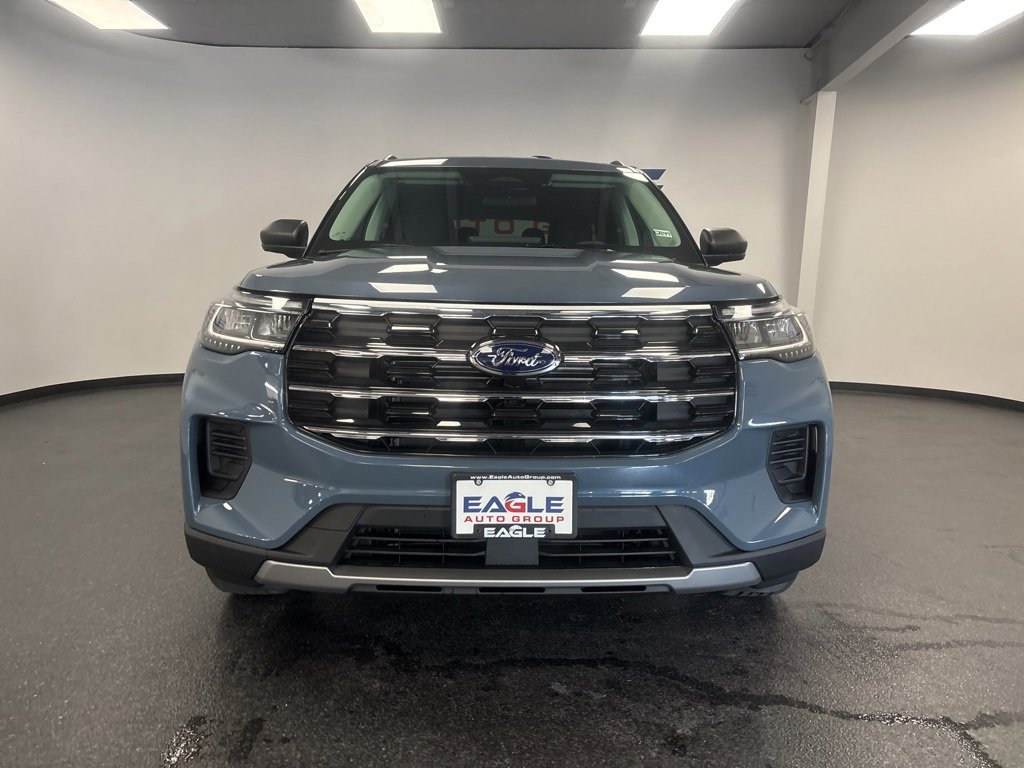 New 2025 Ford Explorer Active image 4
