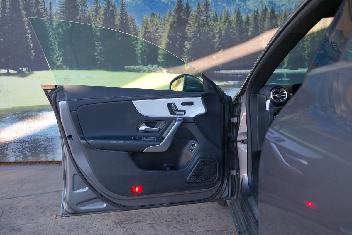 Used 2021 Mercedes-Benz CLA 250 image 10