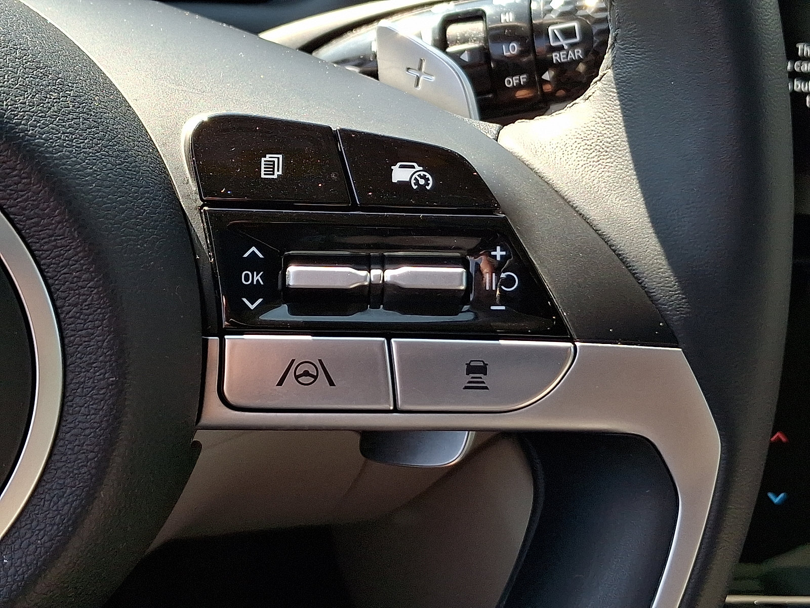 Certified 2024 Hyundai Tucson Limited FWD image 24