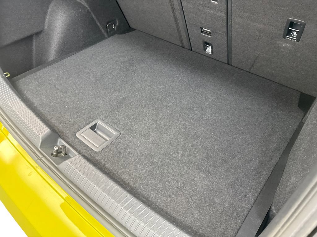 Used 2022 Volkswagen GTI Autobahn FWD image 76