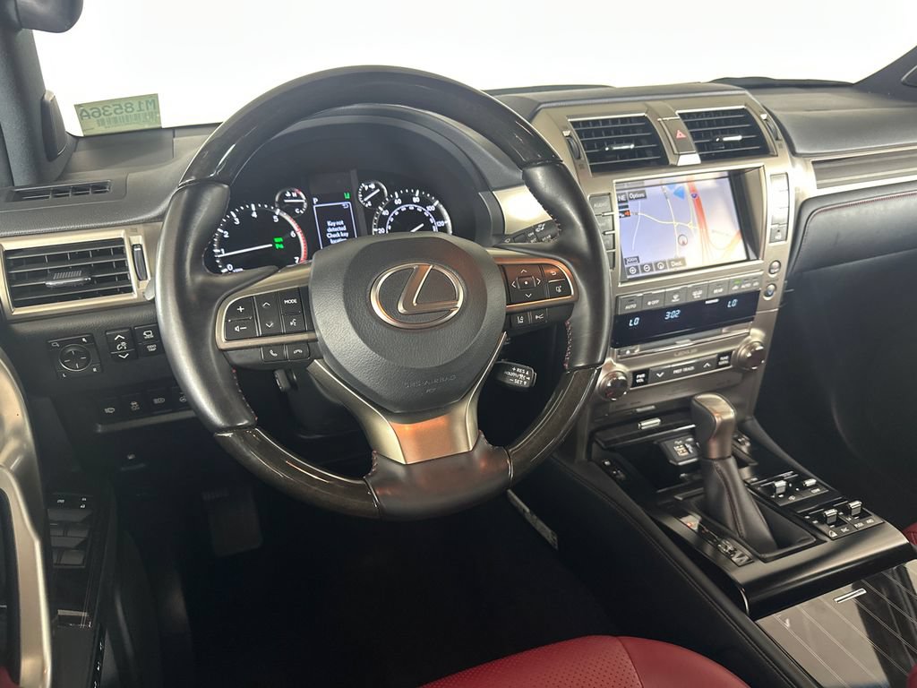 Used 2021 Lexus GX 460 Luxury w/ Accessory Package AWD/4WD image 22