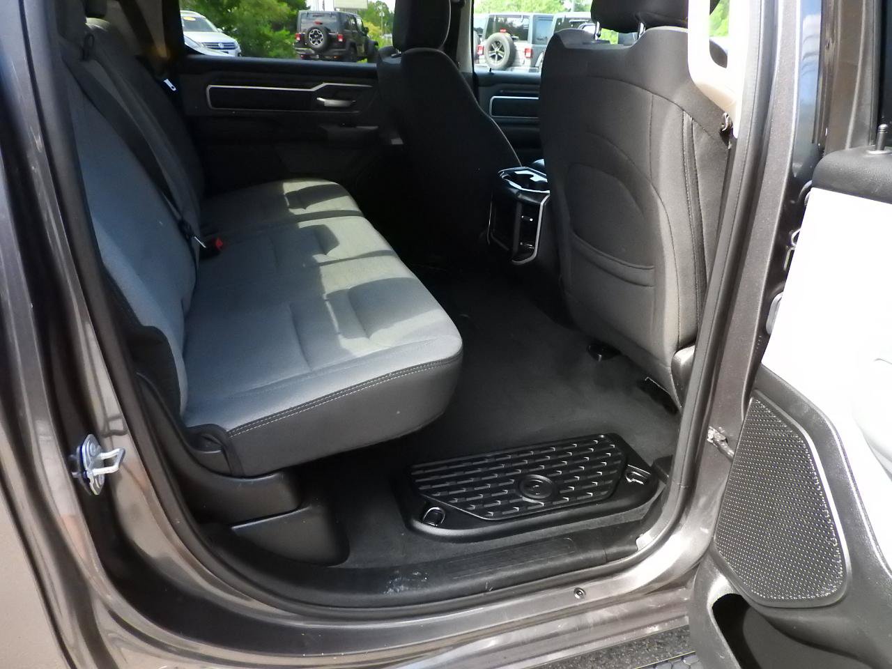 Used 2019 RAM 1500 Big Horn AWD/4WD image 10