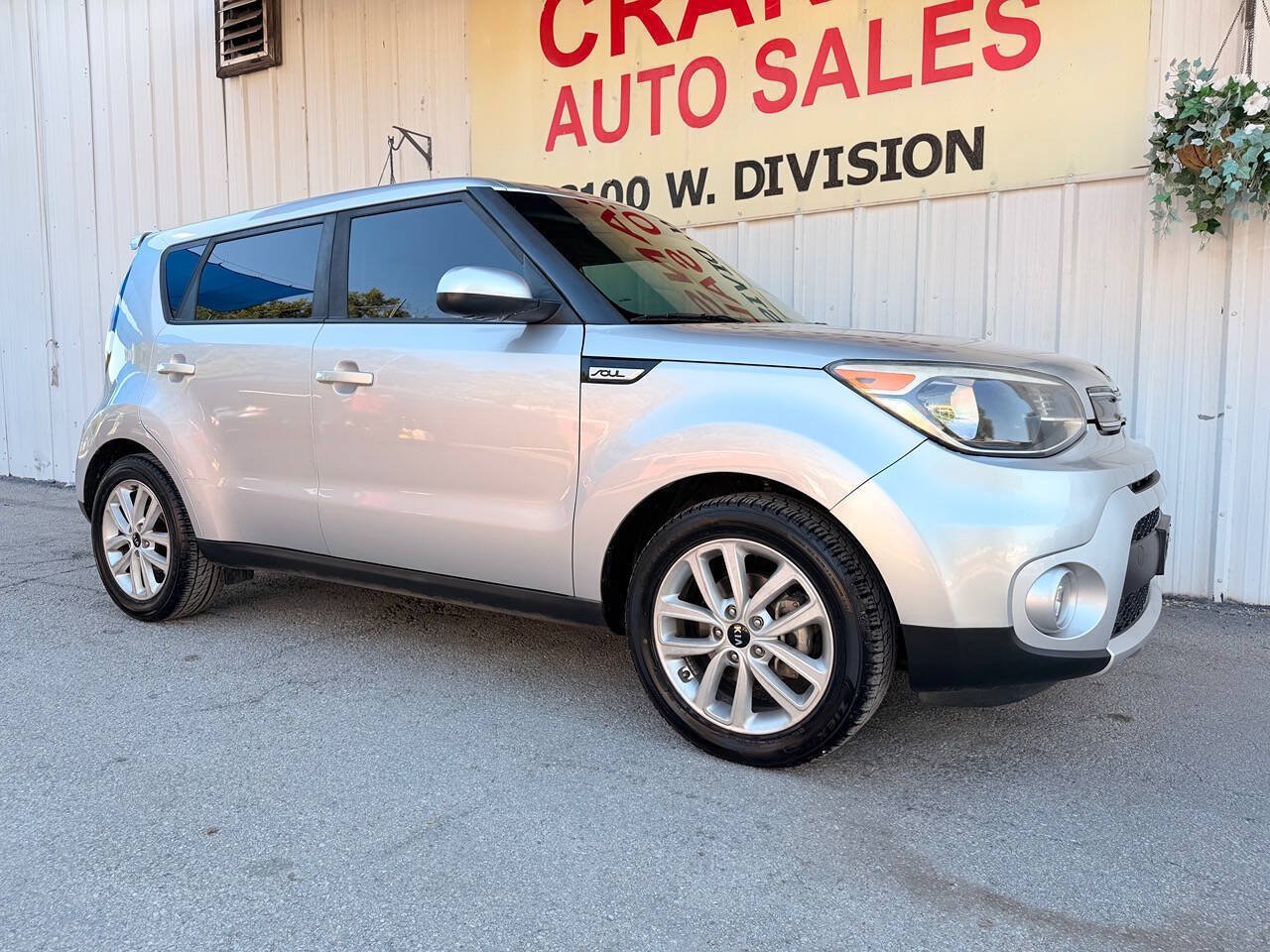 Used 2017 Kia Soul + FWD image 2