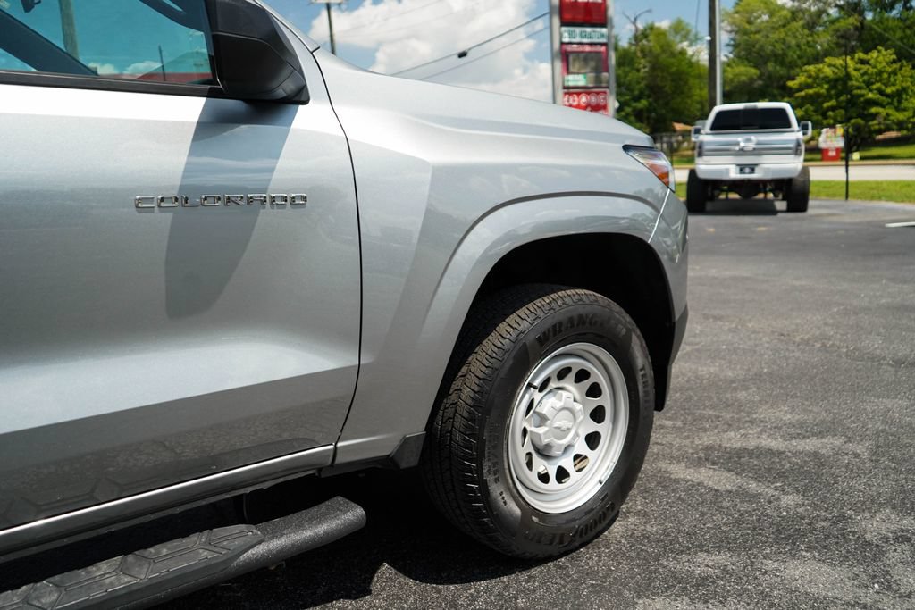 Used 2025 Chevrolet Colorado W/T RWD image 19