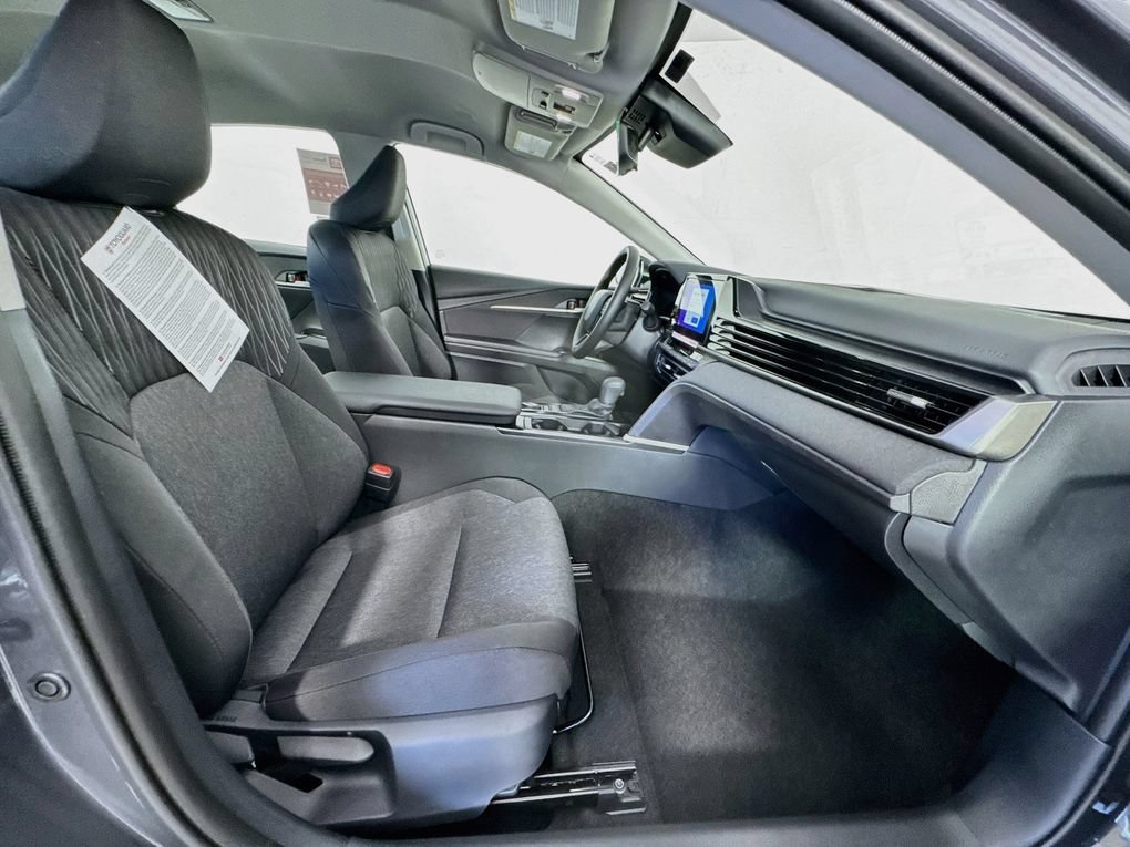 Used 2026 Toyota Camry LE FWD image 27