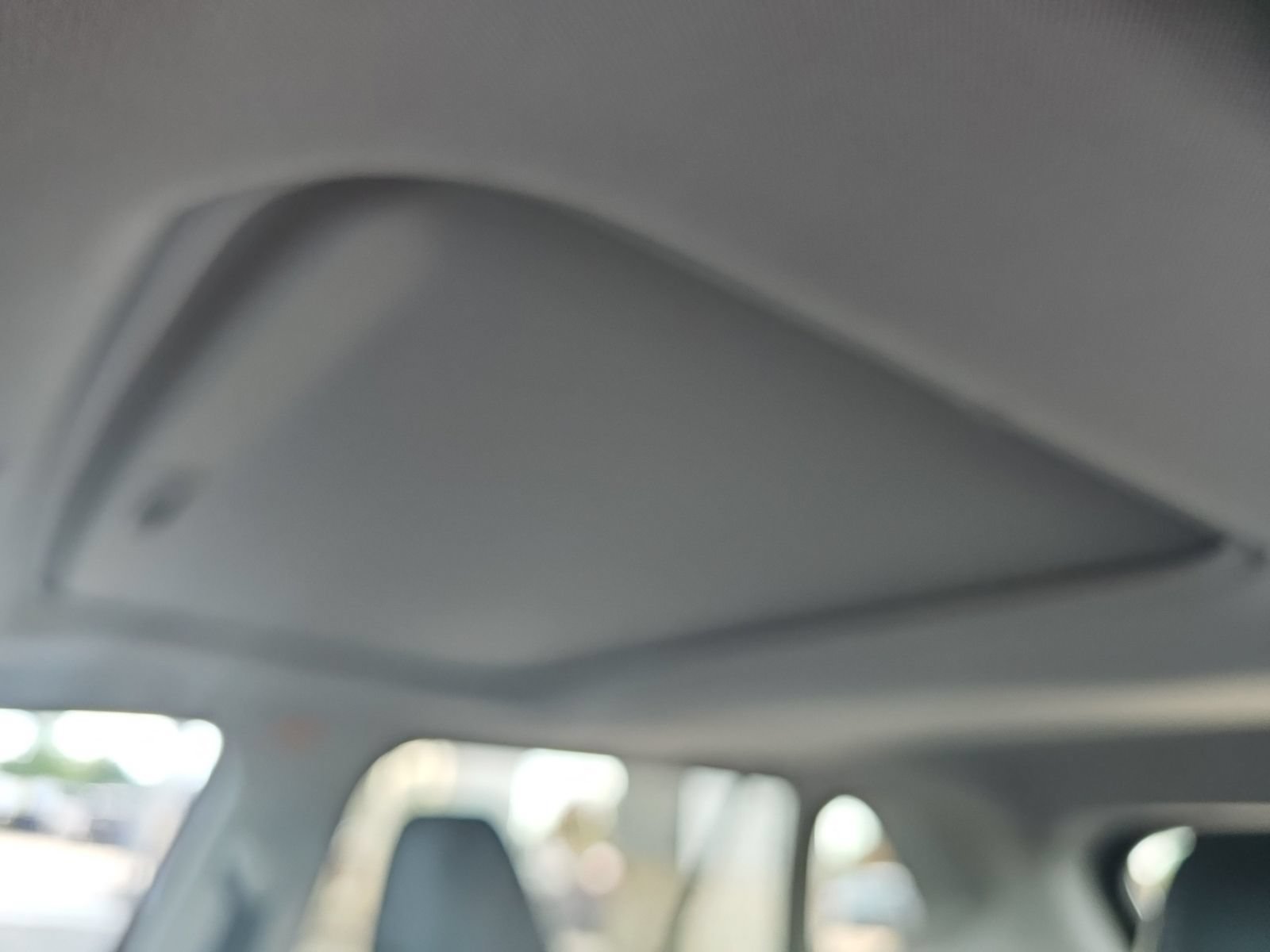 Used 2019 Toyota RAV4 Limited FWD image 11