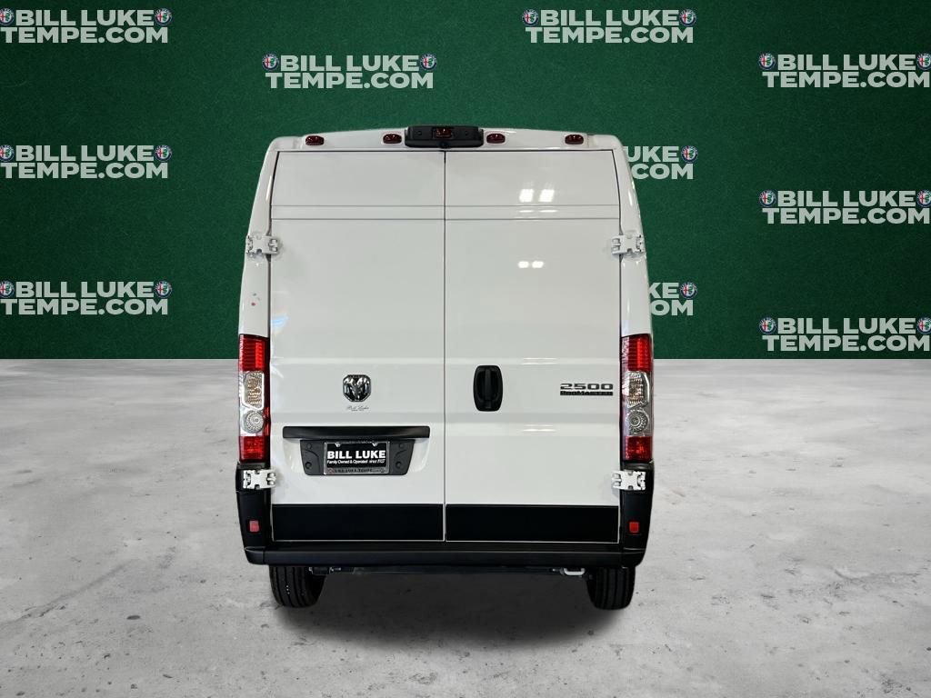 Used 2025 RAM ProMaster 2500 w/ Convenience Group image 8