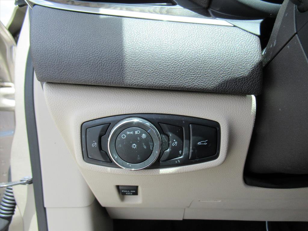 Used 2017 Lincoln MKC Reserve FWD image 21