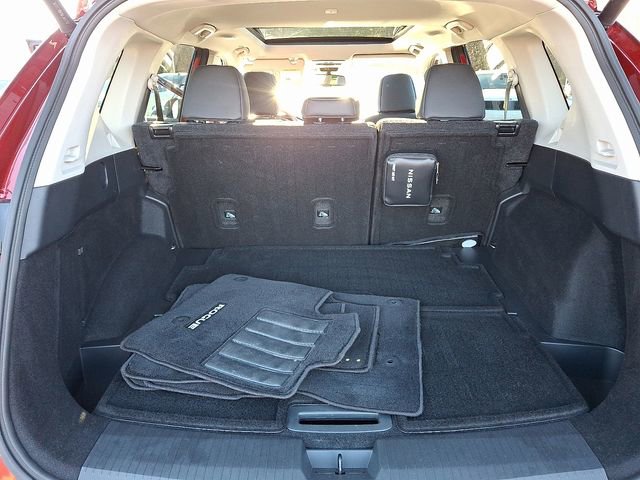 Used 2024 Nissan Rogue SL w/ SL Premium Package image 28